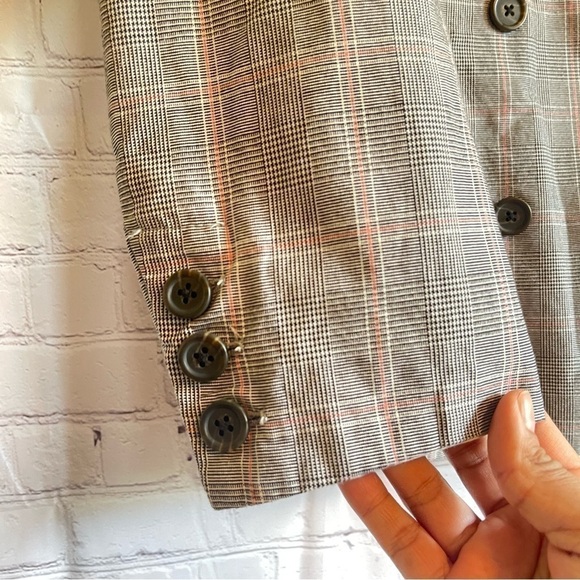 Who What Wear Plaid Roll-Up Cuff Poplin Double Breasted Blazer - Picture 5 of 6